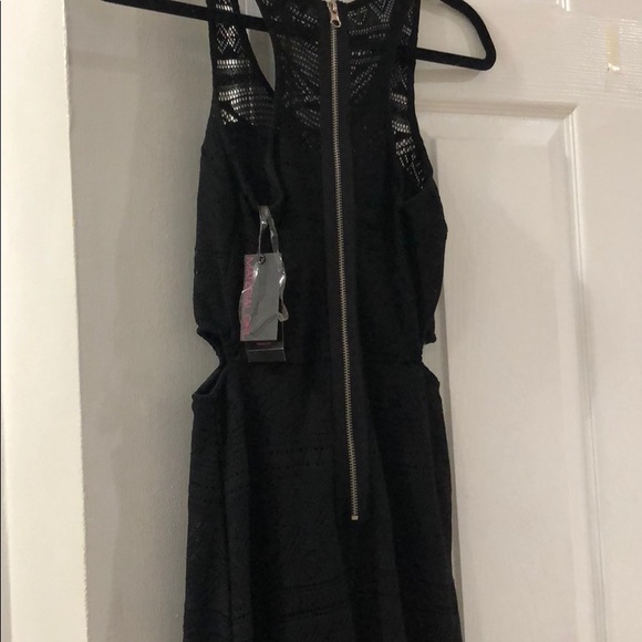 BRAND NEW LACE DRESS! - Picture 7 of 7